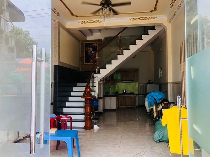 Hình ảnh Cho thuê nhà gần chợ 1trệt 1 lầu(100m2).