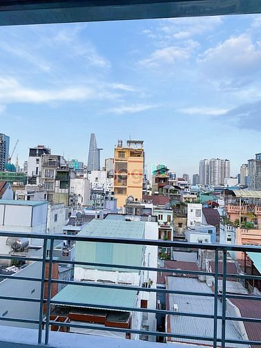 Hình ảnh CH full nộ thất bancon giá chỉ 4tr5 như hình quận1