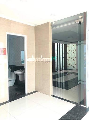 Hình ảnh Bán TÒA NHÀ VĂN PHÒNG Bùi Thị Xuân, ngang khủng 10.5m, khu VIP sân bay