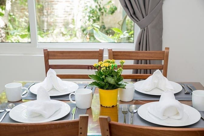 Hình ảnh Nhà sân vườn 4 phòng ngủ gần Phạm Văn Đồng - B275
