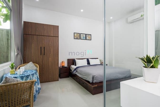Hình ảnh Nhà sân vườn 4 phòng ngủ gần Phạm Văn Đồng - B275