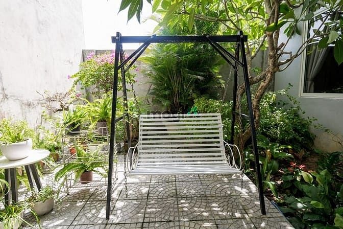 Hình ảnh Nhà sân vườn 4 phòng ngủ gần Phạm Văn Đồng - B275