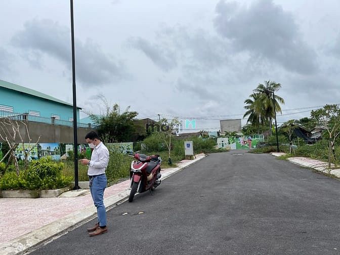 Hình ảnh Bán đất Bình Chánh 95m2 cách chợ Bình Chánh 800m, 100% Bình Chánh