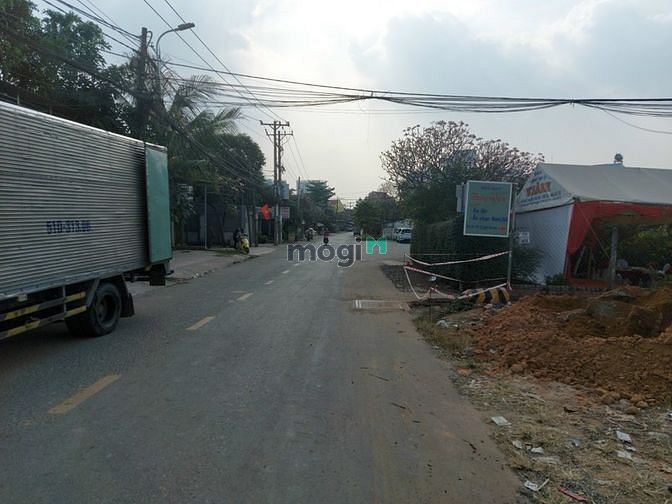 Hình ảnh Hót Hót Hót - Đất Bến Xe Miền Đông - Bệnh Viện Ung Bướu