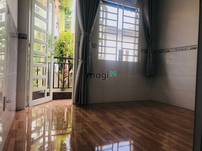 Hình ảnh Nguyên căn 1 trệt 1 lầu ,2PN,thoáng mát,chỉ10tr