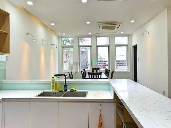 Hình ảnh Biệt thự 6PN gần biển Mỹ Khê - B428