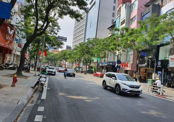 Hình ảnh Cần Cho thuê Mặt tiền PHỐ THÁI HÀ - ĐỐNG ĐA - Hà Nội