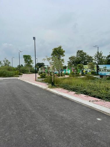 Hình ảnh Cần bán đất MT đường Hoàng Phan Thái, gần chợ Bình Chánh-90m2-1,8 tỷ