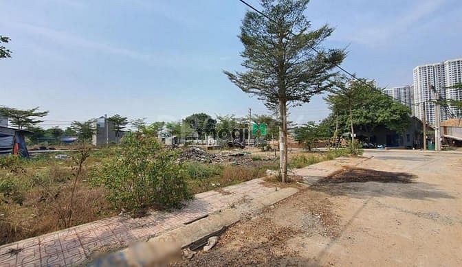 Hình ảnh ⭐️ 69m2 đất đường xe hơi 8m gần Vinhomes Q9