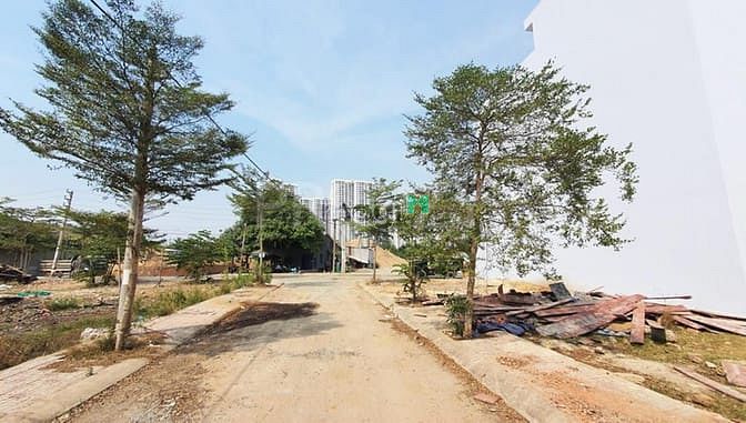 Hình ảnh ⭐️ 69m2 đất đường xe hơi 8m gần Vinhomes Q9