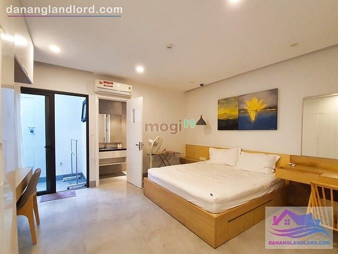 Hình ảnh Nhà 3 tầng 3 phòng ngủ không gian xanh - B554