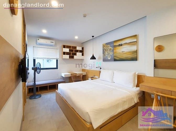 Hình ảnh Nhà 3 tầng 3 phòng ngủ không gian xanh - B554