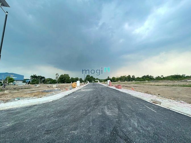 Hình ảnh Cần bán lô đất thổ cư đường Hoàng Phan Thái,Bình Chánh- 85m-1,6 tỷ-shr
