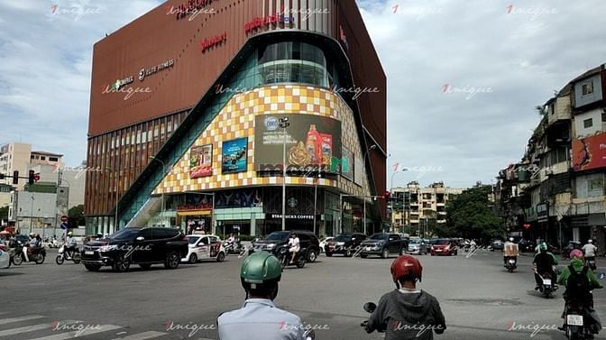 Hình ảnh CHo thuê nhà mặt đường phố Đường Láng - Đống Đa - HN