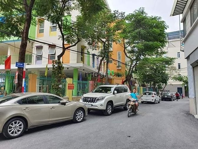 Hình ảnh Bán gấp 40m2 đất Võ Chí Công Lô góc Kinh doanh ô tô tránh