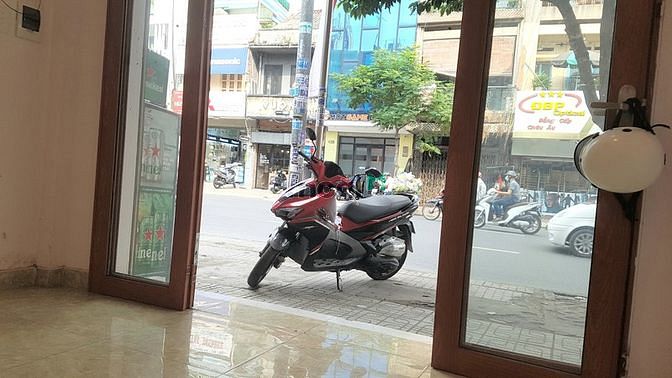 Hình ảnh Cho thuê nguyên căn mặt tiền q10