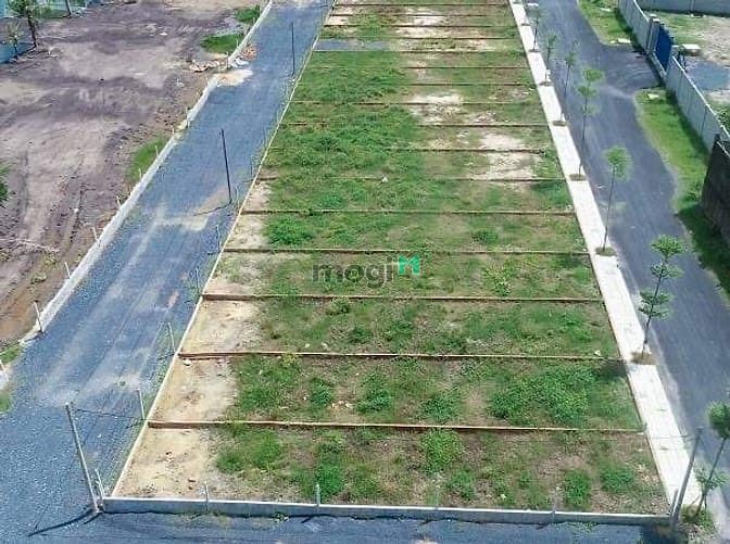 Hình ảnh Thanh lí 5 lô đất mặt tiền sổ hồng riêng TPHCM