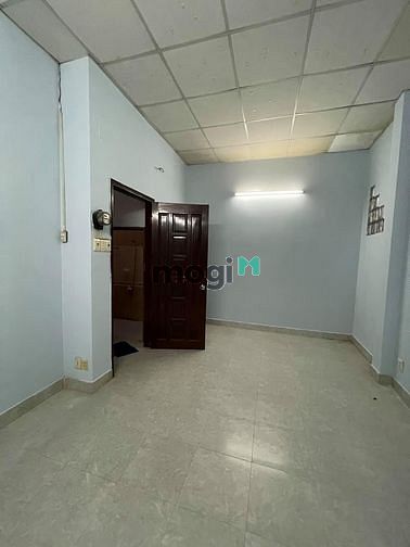 Hình ảnh Bán nhà hẻm Đất Thánh , 84m2 , 3 tầng , chỉ 6.3 tỷ.