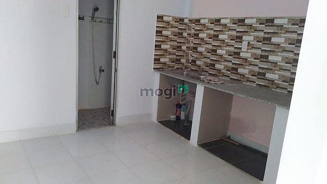 Hình ảnh Bán nhà hẻm Đất Thánh , 84m2 , 3 tầng , chỉ 6.3 tỷ.