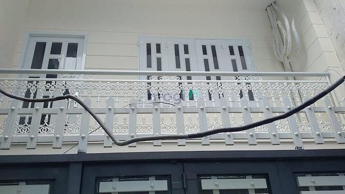 Hình ảnh Bán nhà hẻm Đất Thánh , 84m2 , 3 tầng , chỉ 6.3 tỷ.