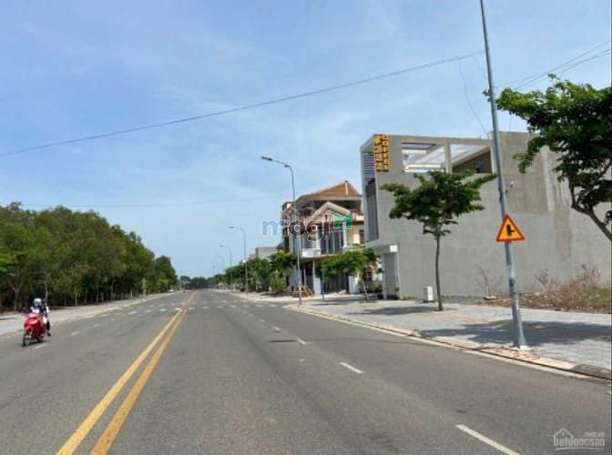 Hình ảnh Bán nhanh đất 5x20 thổ cư 60m2 mặt tiền Trường Chinh - BRVT