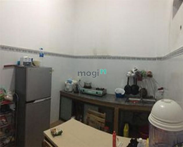 Hình ảnh Nhà mới xây 4PN,2wc, hẻm xe tải 5tr/tháng.