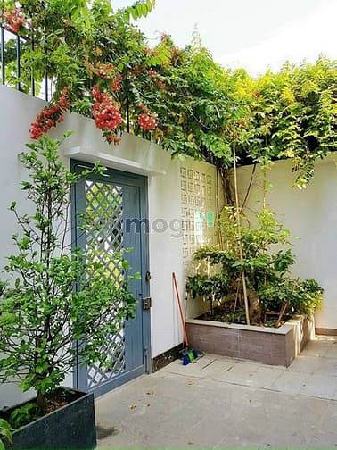 Hình ảnh Biệt Thự Ngay Gigimall, 200m2 , 4 lầu, Gần Sông, P.HBC, Giá 85tr/m2