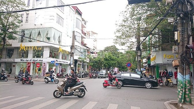 Hình ảnh Cho Thuê Mặt Bằng 370m, MT 12m Đường Hoàng Văn Thụ, HP