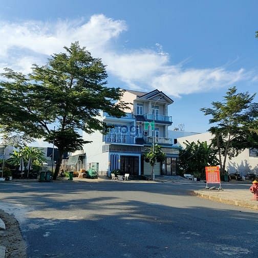 Hình ảnh Bán lô góc đẹp 185m2 kdc phước kiển, nhà bè 53tr/m2