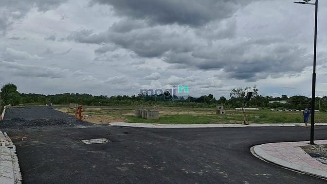 Hình ảnh Bán đất SHR gần chợ Bình Chánh , Sở hữu ngay 85m2 Đất thổ cư