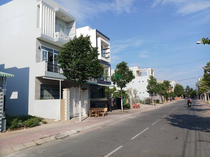 Hình ảnh Tài chính 1 tỷ 600 đến 2 tỷ sở hữu nền Thổ cư KDC Tên Lửa 2, sổ riêng