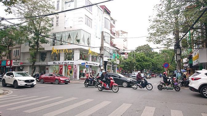 Hình ảnh Cho thuê nhà mặt đường 150m2, MT 7m, 3 tầng đường Hai Bà Trưng, HP