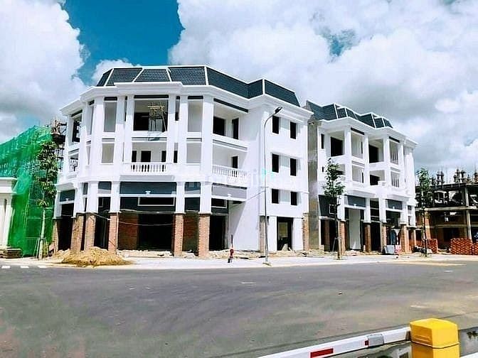 Hình ảnh Bán lô đất đối diện trường học Century City Long Thành