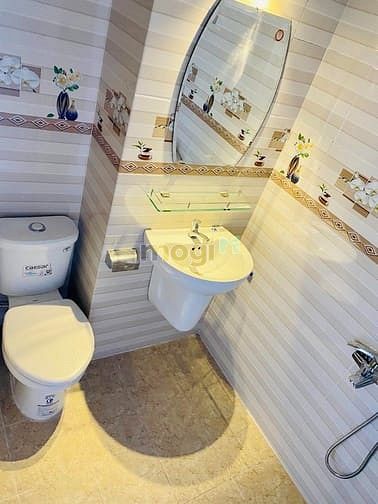 Hình ảnh CHDV P3 BT, Sát Q1,Hẻm 7M, Ngang 11M,Đang full phòng ,Thu nhập 45tr/th