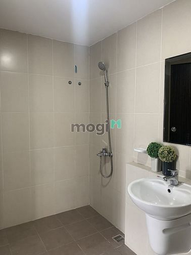 Hình ảnh Cho thuê Trang Chủ MB66.COM / Đăng Ký Tặng 66K Sky 9 70m2 2PN 2WC lầu cao, nội thất cơ bản + rèm