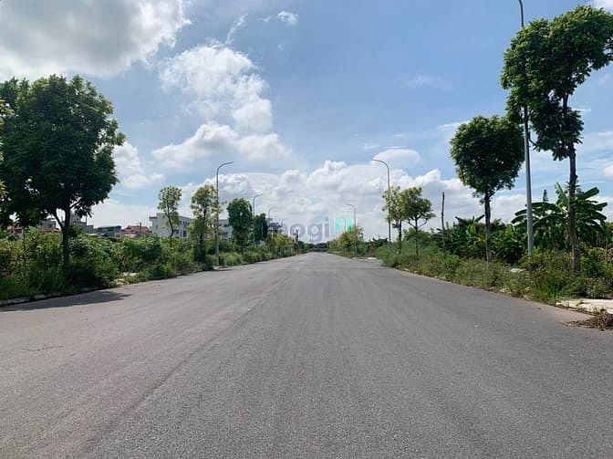Hình ảnh GIẢM GIÁ, thực sự thấp nhất lô đất đấu giá Cự Khối cực thoáng