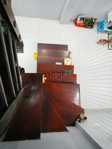 Hình ảnh Cực hiếm - Hơn 2 tỷ - TT thủ đô - Trần Quý Cáp - 25m2, 4T - 3 ngủ.