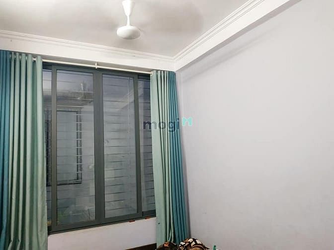Hình ảnh Cực hiếm - Hơn 2 tỷ - TT thủ đô - Trần Quý Cáp - 25m2, 4T - 3 ngủ.