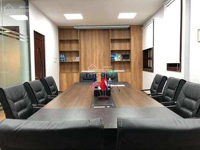 Hình ảnh Cho thuê nhà dạng biệt thự: 42E Nguyễn Minh Hoàng, P12, Q Tân Bình