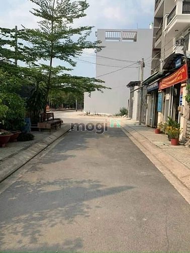Hình ảnh Chủ ngộp NH bán gấp đất hẻm 8m,Lê Văn Quới,Bình Tân,96m2,chỉ 5.X tỷ