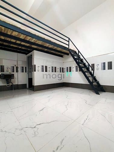 Hình ảnh Phòng mới xây ngay gần Aeon Tân Phú có máy lạnh