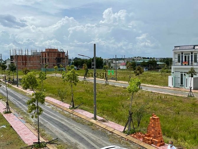 Hình ảnh Bán lô đất 90m2 sổ hồng riêng full thổ cư, Cần Đước, Long An