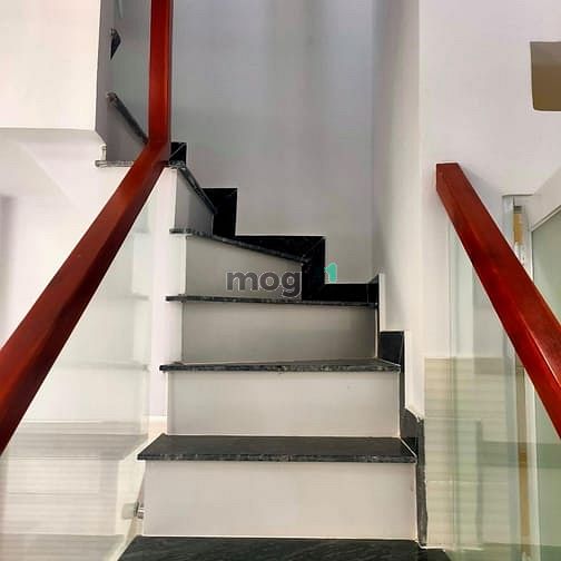 Hình ảnh Bán nhà 2 lầu, chợ Lê Đình Cẩn, Quận Bình Tân