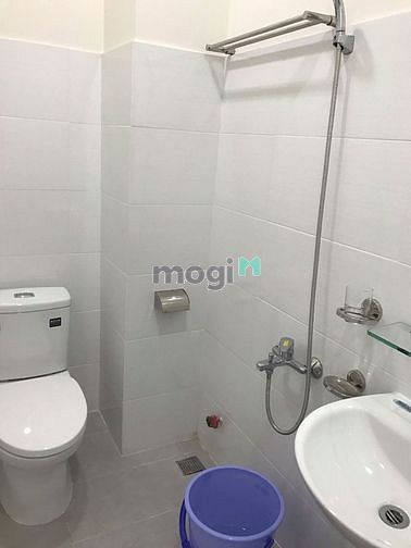 Hình ảnh Quận 1, 24-36m2, phòng mới, thoáng mát, CHUNG CHỦ