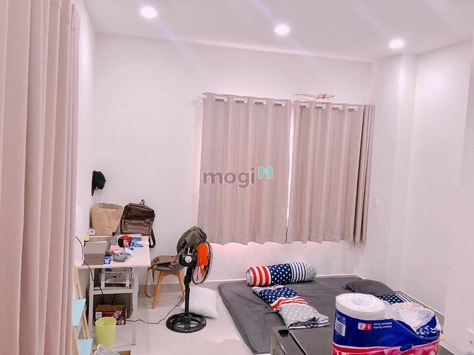 Hình ảnh Quận 1, 24-36m2, phòng mới, thoáng mát, CHUNG CHỦ