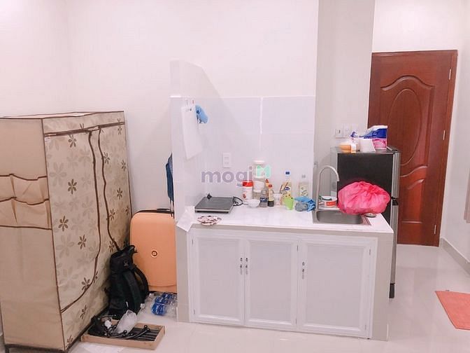 Hình ảnh Quận 1, 24-36m2, phòng mới, thoáng mát, CHUNG CHỦ