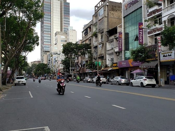 Hình ảnh Cho thuê mặt tiền Nguyễn Cư Trinh sát KSPullman 252m2 3Tầng 75tr