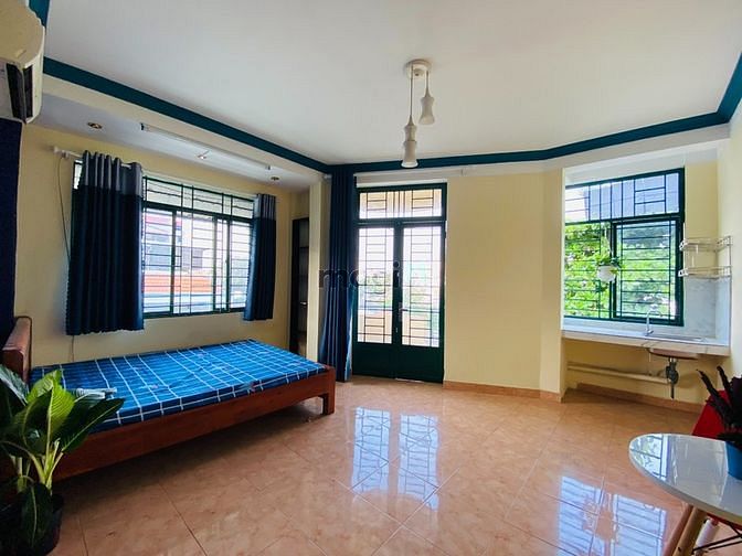 Hình ảnh Phòng 40m2, thoáng mát, full NT, có ban công lớn
