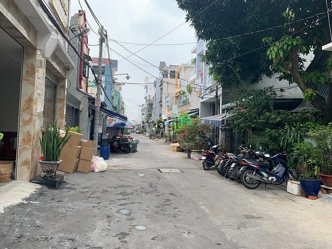 Hình ảnh Đất 366/ Lê Văn Qưới, DT 4x17.5m. hẻm nhựa 8m. Giá 5.15 tỷ.