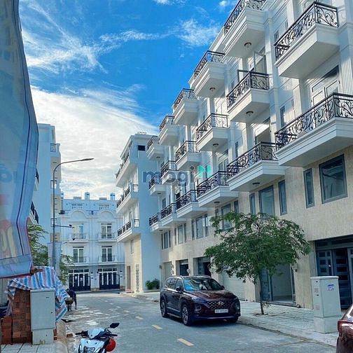 Hình ảnh Bán nhà phố cao cấp 4 tầng liền kề Gò Vấp
